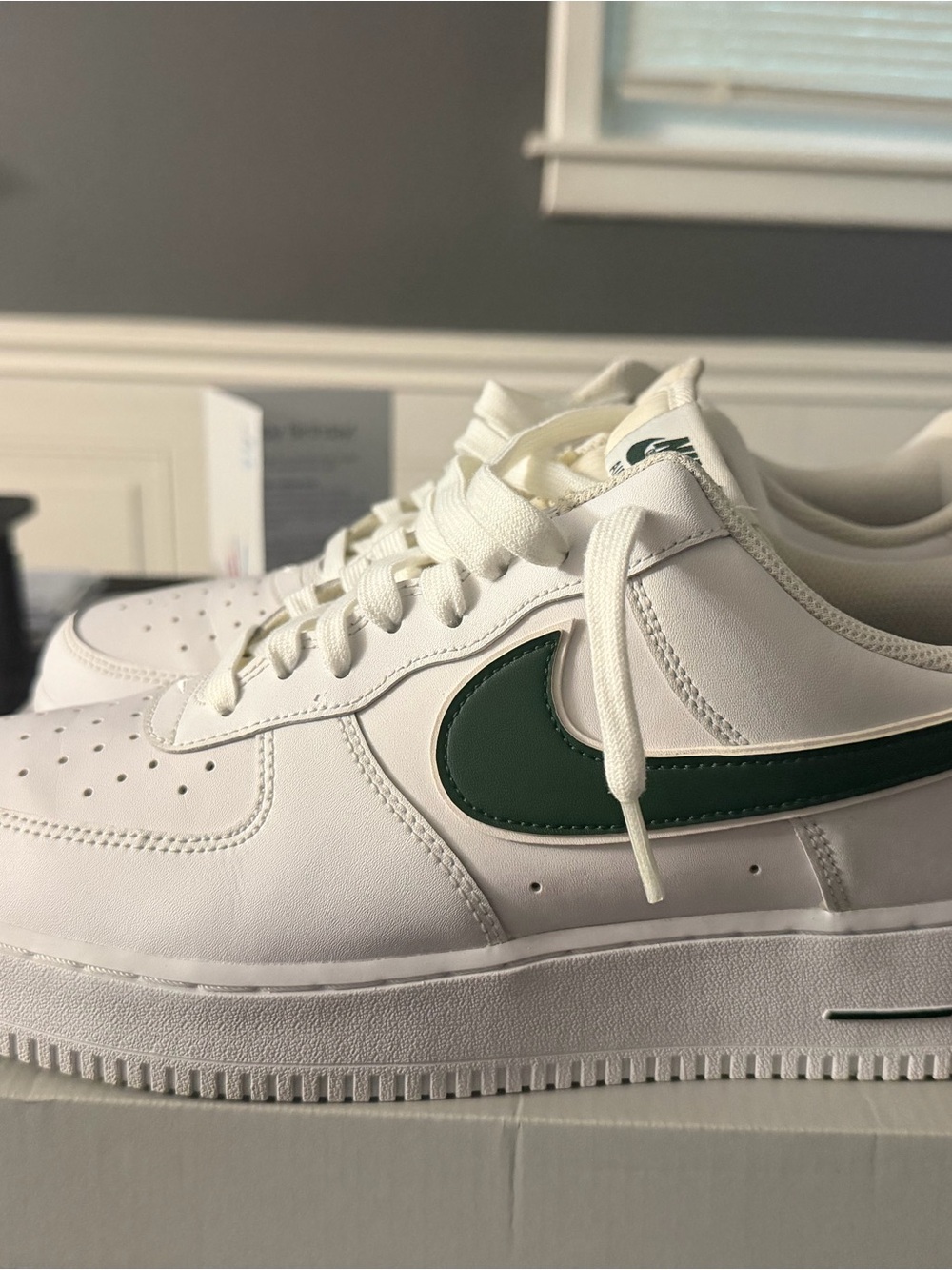Nike White Low-Top Sneakers with Dark Green Swoosh - Picture 2 of 8
